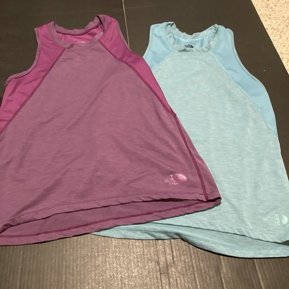 The North Face Women's Racer Back Tank Top, Lot of 2 , Small  Flashdry, Small